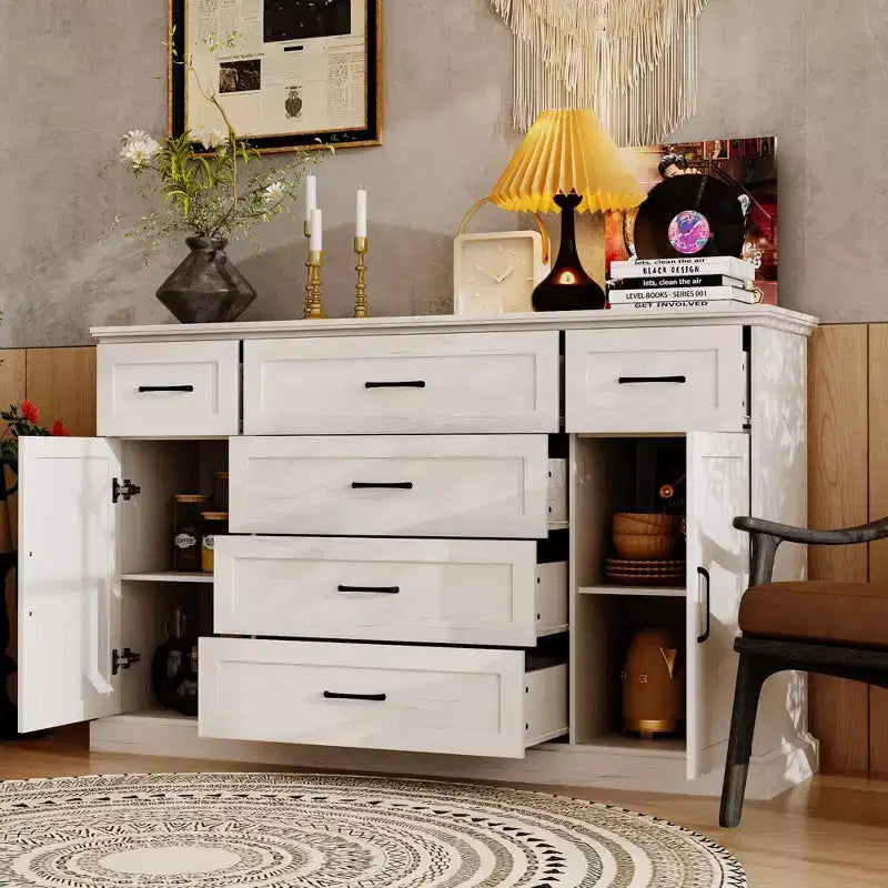 Commode horizontale grise classique : des espaces de rangement abondants pour une ambiance intérieure élégante