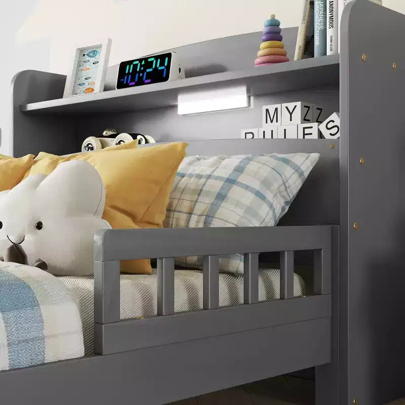 Lit plateforme jumeau/double avec tête de lit bibliothèque, cadre de lit jumeau en bois avec garde-corps et lumière LED pour chambre à coucher