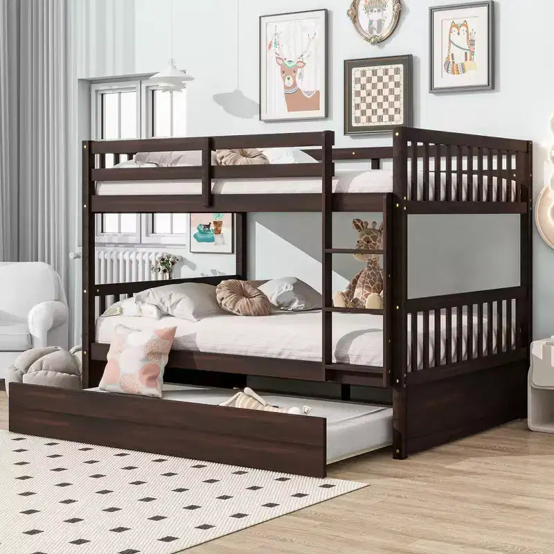 Lit superposé en bois d'hévéa double sur double avec lit gigogne, échelle et balustrades, convertible en 2 lits doubles, avec lit gigogne simple